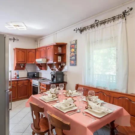 Apartamento Napsugar Vendeghaz